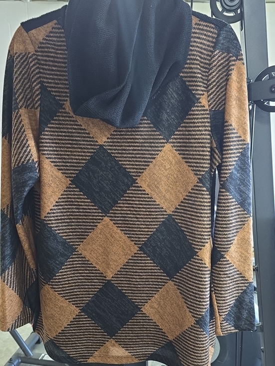 Michael Tyler Sweaters - Women's  Argyle Sweater - Black & Brown